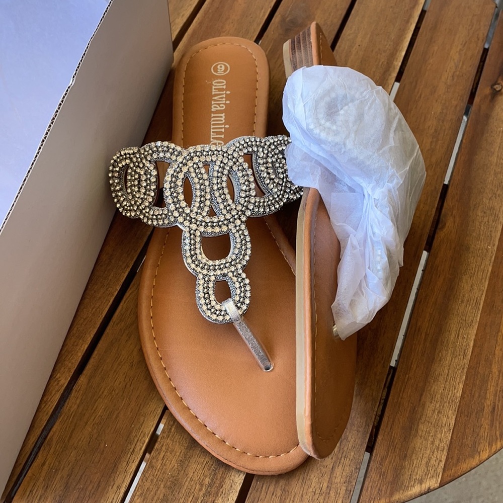 Olivia Miller Silver Sandals